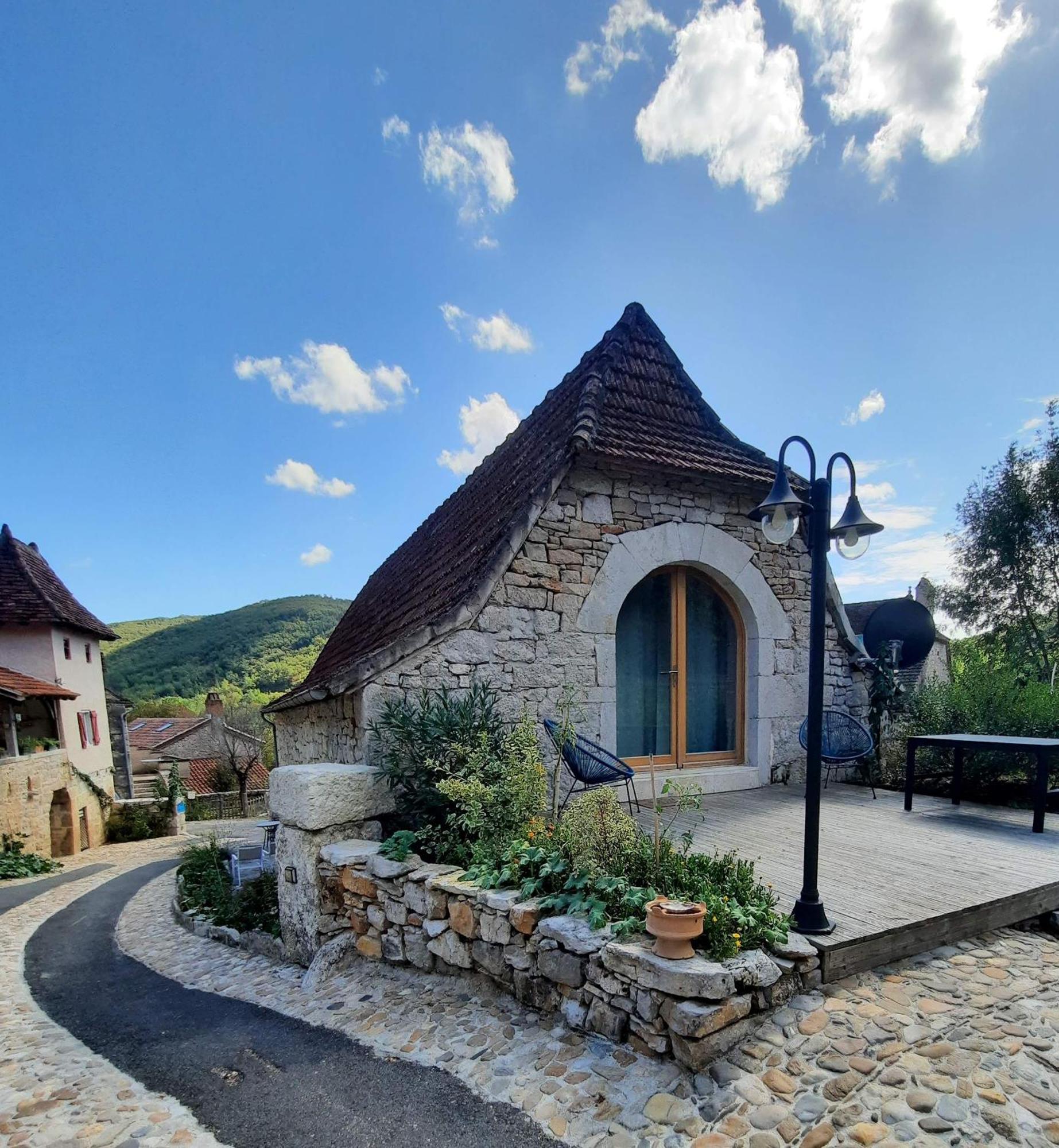 Отель Celezen Espagnac-Sainte-Eulalie Экстерьер фото
