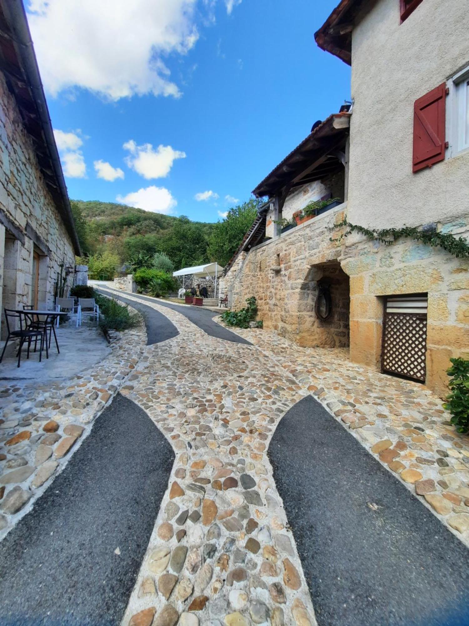 Отель Celezen Espagnac-Sainte-Eulalie Экстерьер фото